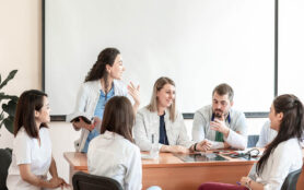 Group,Of,Medical,Students,Studying,In,Classroom.,Consultation,Of,Young
