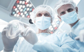We,Must,To,Do,This.,Concentrated,Responsible,Skilled,Medics,Standing